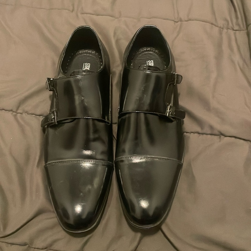 Like New Stacy Adams dress shoes